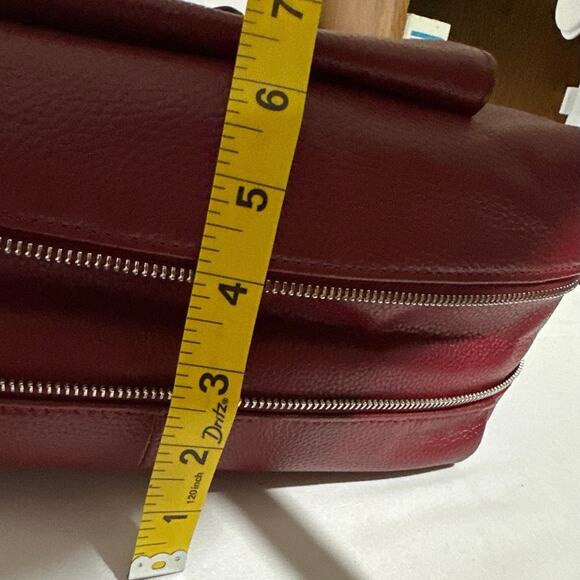 S-Zone Hobo expandable width hand bag, Burgandy  Cow Hide leather Zip closure - Picture 12 of 13
